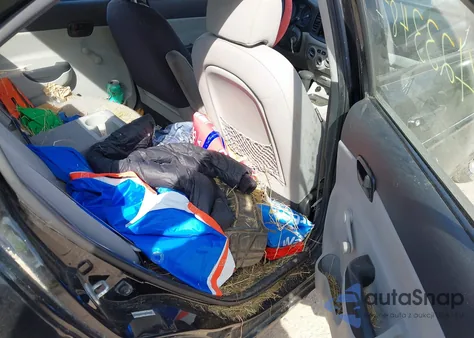 2009 Hyundai Accent Gls из США, поврежденный, VIN KMHCN46C39U334712